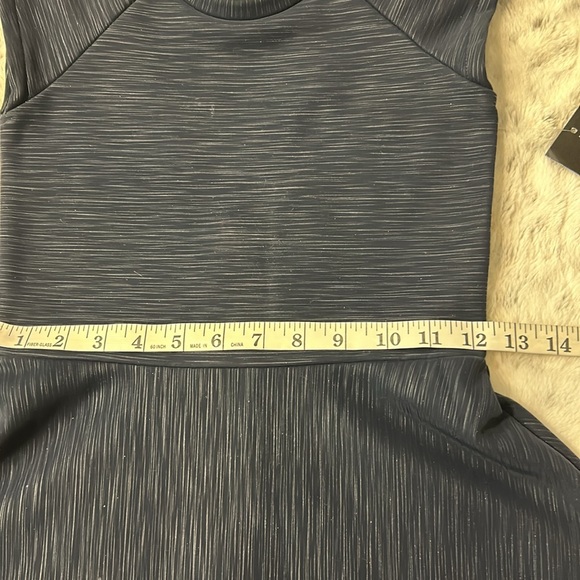 Isobella & Chloe Dress NWT - Picture 6 of 8